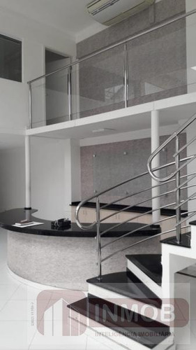Sala Comercial Para Venda Em Taubaté, Centro, 5 Banheiros - Sa0019_1-1331093