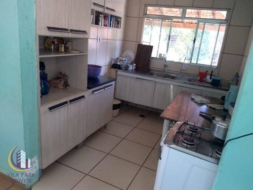 Imagem 5 de 25 de Chácara 4.200 M² 3 Dormitórios Com Suíte, Churrasqueira, Campo De Futebol, Pomar, Casa De Caseiro - Olho D'água - Mairinque/sp - Ch0032