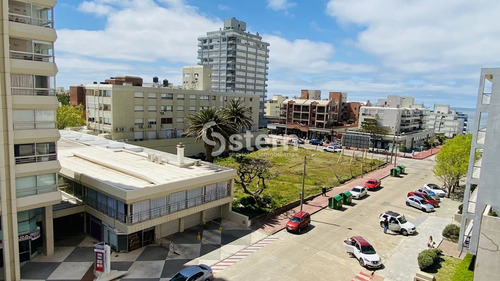 Imagen 5 de 16 de Oportunidad Con Vista Al Puerto !!!