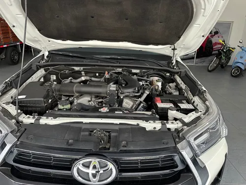 Toyota Hilux 4.0