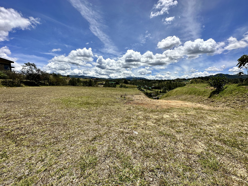 Venta De Lote En El Retiro