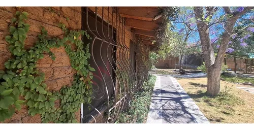 3 Casas Independientes En Zona Sur: Vive La Tranquilidad De Un Hogar Familiar En Un Ambiente Camp...