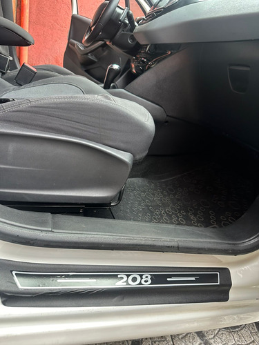 Peugeot 208 1.6 16v Griffe Flex Aut. 5p