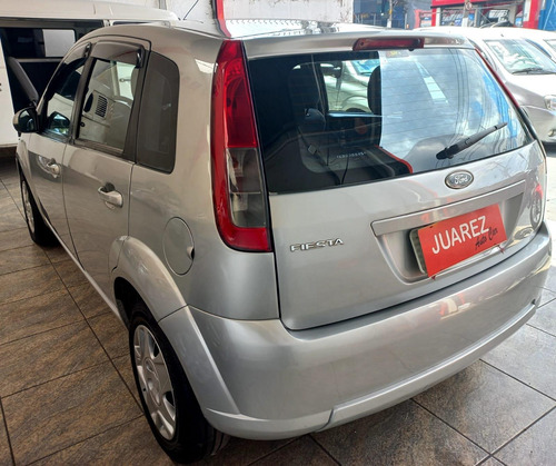Imagem 3 de 8 de Ford Fiesta Hatch Fiesta 1.0 8v Flex/class 1.0 8v Flex 5p F