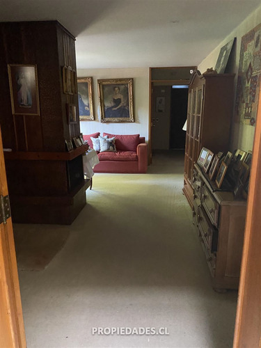 Casa En Venta De 5 Dorm. En Lo Barnechea