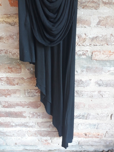 Vestido Negro Corte Transversal Talle M Marca Tabatha Night