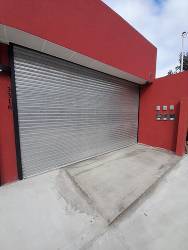 Imagen 7 de 12 de Alquiler Local 50 M2 En El Pato