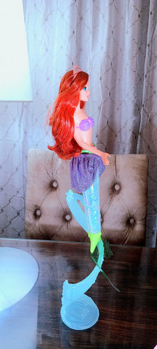 Muñeca Disney La Sirenita Ariel Luces Brillantes Mattel 2005 (Usado)