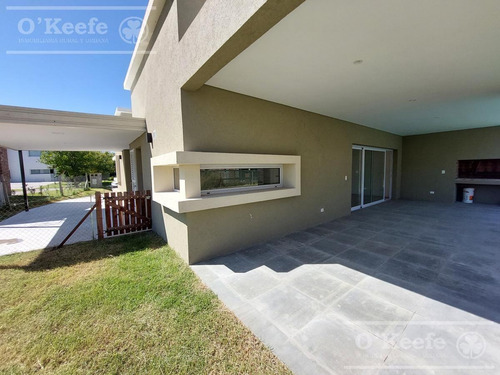 Imagen 29 de 30 de Casa En Venta En Una Planta En Fincas De Hudson A Estrenar Con Pileta En Cul De Sac