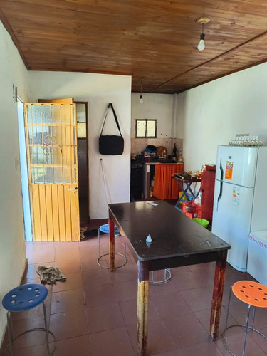 Vendo Dos Casa Berazategui Oeste.
