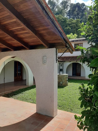 Imagen 14 de 22 de Alto Hatillo, Solares Del Carmen, Casa Venta 700m2 Ich Grupo Millenium