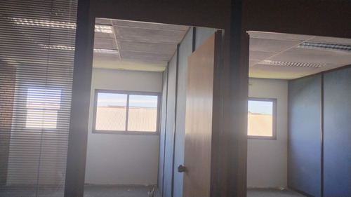 Nave Log/ Industrial 2.400 M2 - Predio Privado