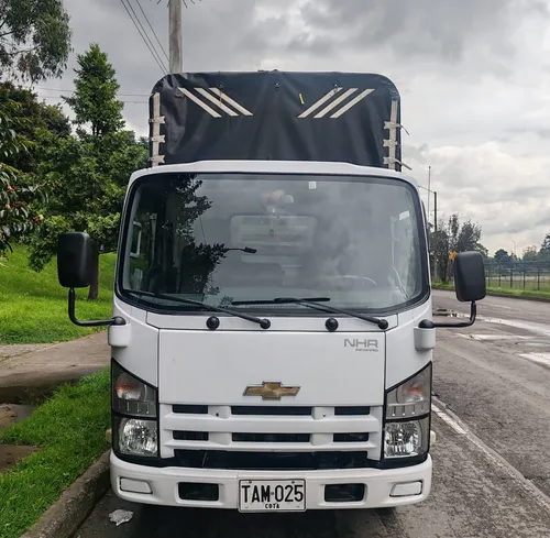Chevrolet Nhr Estacas 2771 Cc Diésel M/t 2014