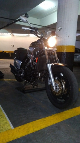 Imagem 4 de 13 de Yamaha Vmax1200