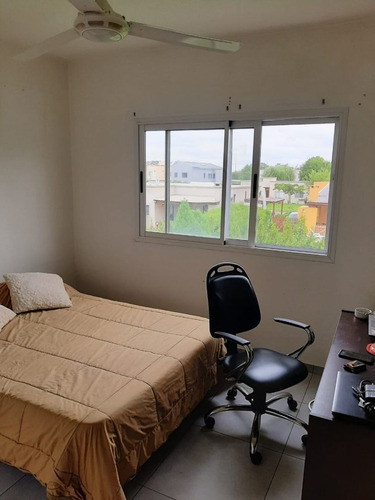 Imagen 21 de 29 de Casa En Venta En San Alfonso - Pilar Del Este