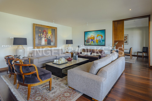 Penthouse Exclusivo Con Piscina