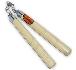 Par De   Nunchaku De Madera 70 Cms Total Con Cadena Metalica