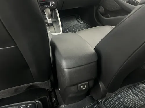 Chevrolet Onix 1.0T Premier Hatch At