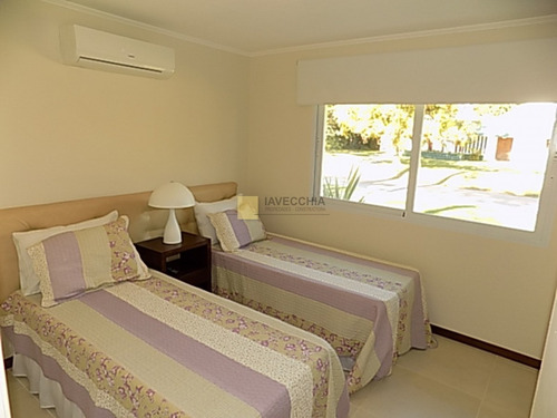 Imagen 5 de 20 de Venta De Casa De 4 Dormitorios En La Mansa
