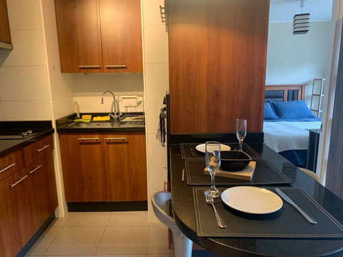 Cómodo Departamento En Venta, Cercano A Costanera ...