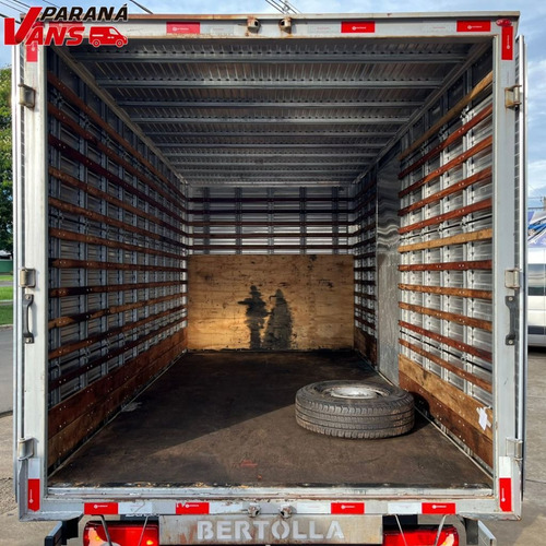 Imagem 6 de 12 de Sprinter 314 Bau Extra Longo 215m 2020