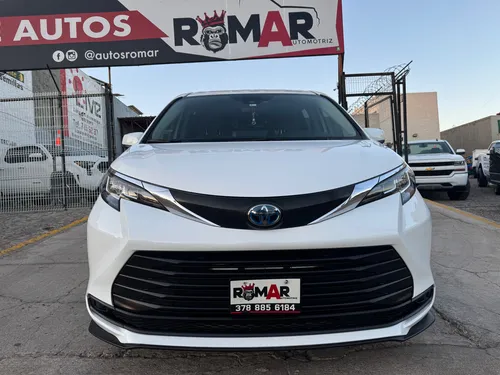 Toyota Sienna 3.5 Le At