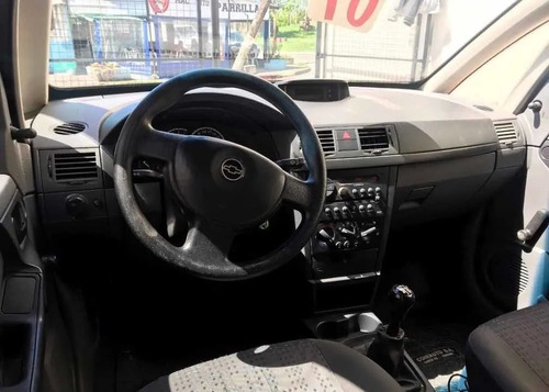 Imagen 5 de 6 de Chevrolet Meriva 1.8 Gl