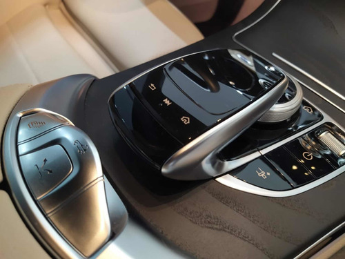 Imagen 13 de 24 de Mercedes-benz Clase C 2021 2.0 C300 Coupe 258cv Cabrio