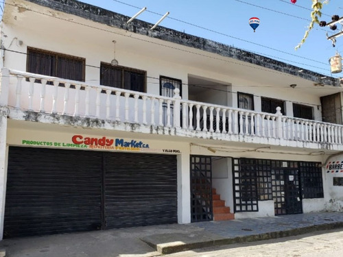 Local Con Apartamento En Calle Arismendi, Ciudad De Juan Griego, Isla De Margarita