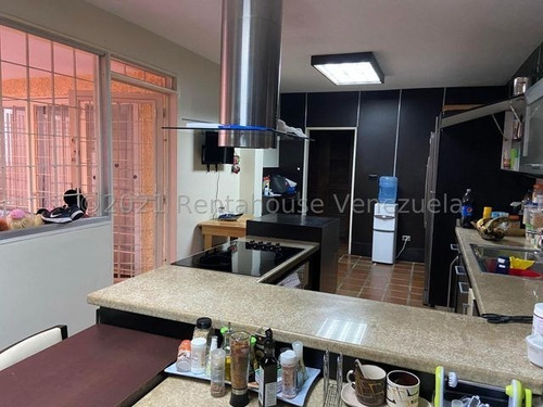 Imagen 19 de 30 de En Venta Casa Chalets En La Boyera - Mls #22-15442- Karina Sanchez 04143355086