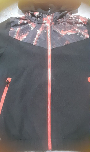 Campera Nike Dri Fit Talle 7 (Usado)