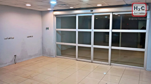 Arriendo Gran Local Comercial Con Alta Exposición En Alameda
