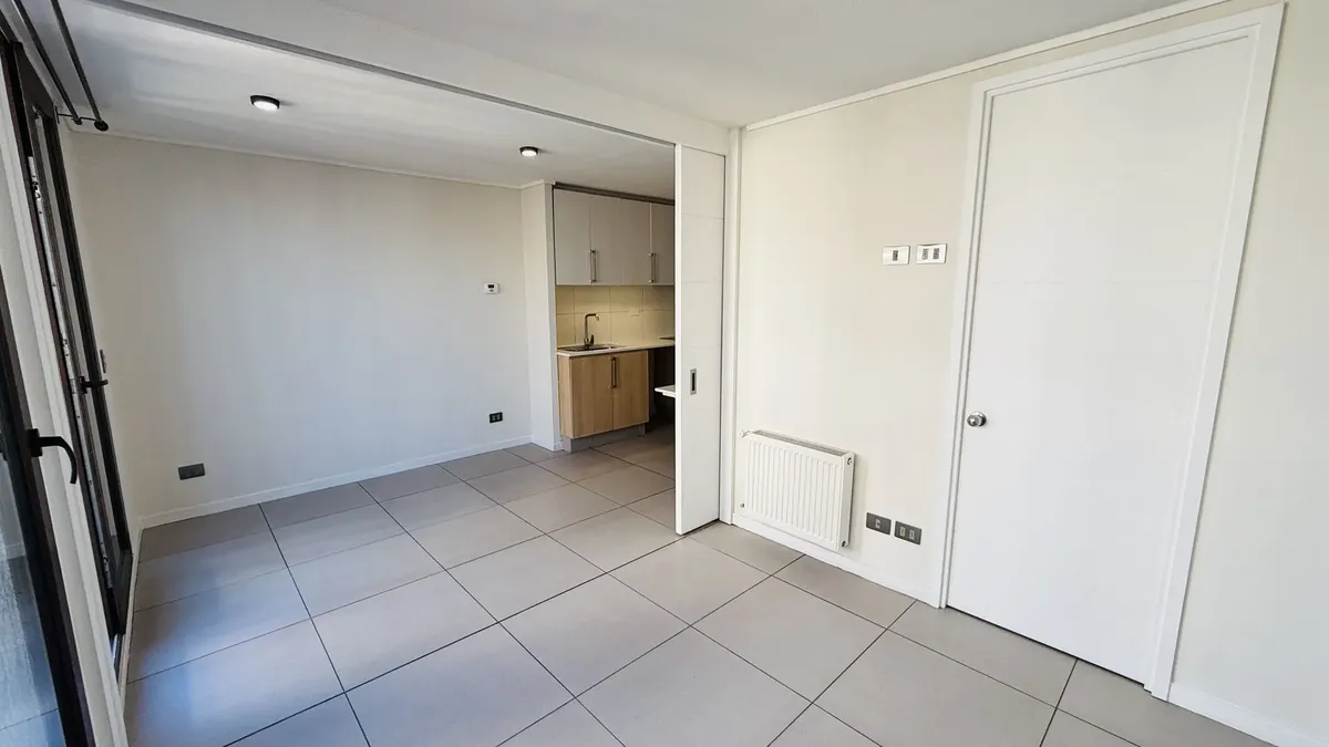 Imagen 4 de 20 de Duplex Con Quincho Y Parrila, Metro Plaza Egaña, C. Willshaw