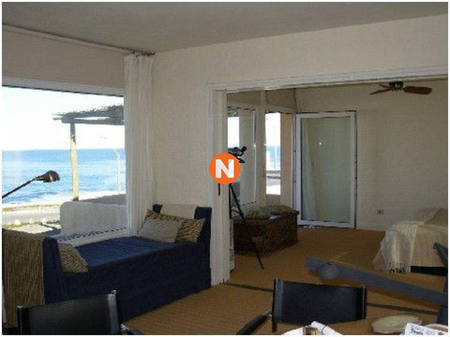 Casa En Venta, Peninsula, Punta Del Este, 4 Dormitorios.- Ref: 207873