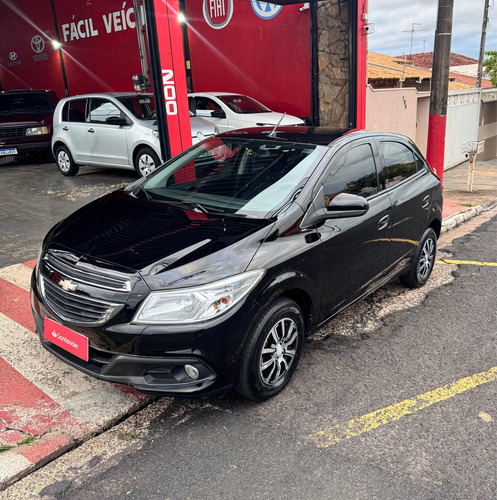 Chevrolet Onix 1.0 Lt 5p