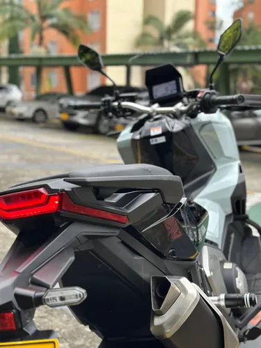 Honda Xadv 750 2024