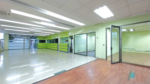 Edificio Oficinas Ascensores Equipado Venta Quinta Normal