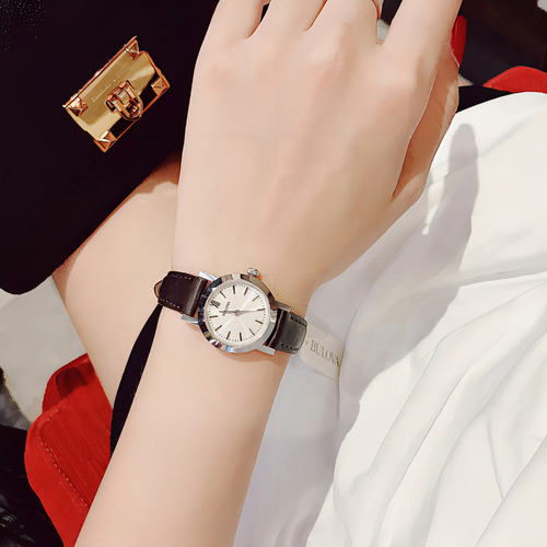 Reloj Bulova Mujer Cuero Clasico Marron Beige 96l210 Color De La Malla Marrón Oscuro Color Del Bisel Plateado Color Del Fondo Plateado