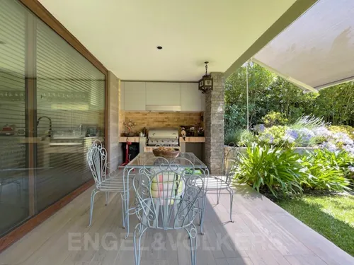 Venta Departamento Con Gran Jardín Quinchamalí, Las Conde