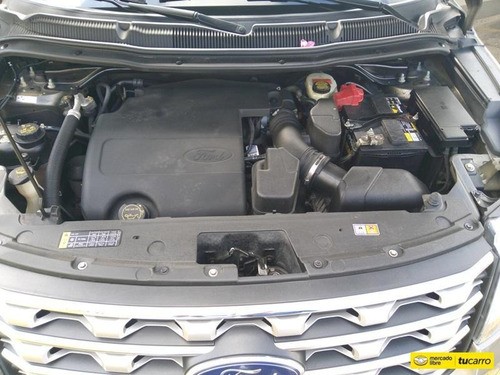 Ford Explorer Limited-automática