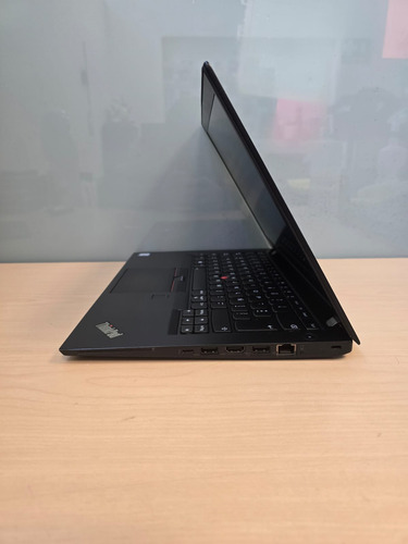Portatil Core I7 Sexta Gen 8gb Ram 512gb Ssd Windows 10 (Reacondicionado)