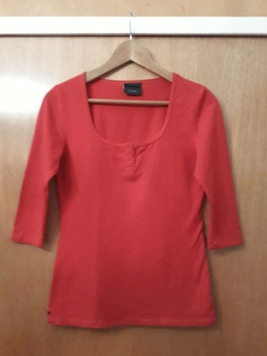 Remera Akiabara 3/4 Abotonada