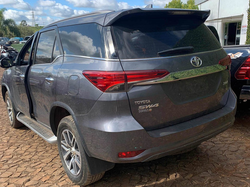 Imagem 3 de 12 de Sucata De Toyota Hilux Sw4 Srx 2.8 4x4 2020 Automática