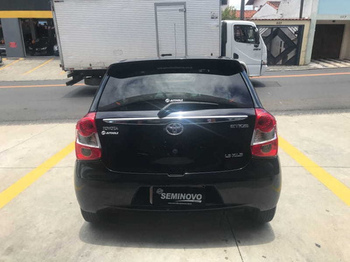 Toyota Etios Hb Xls