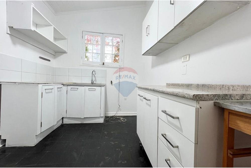 2d 1b Con 4000 M2 Terreno. Galpón 21 M2