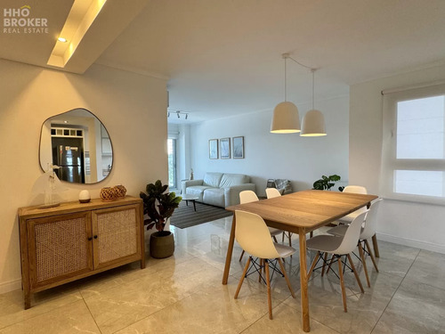Departamento En Venta. Punta Del Este. Playa Mansa.