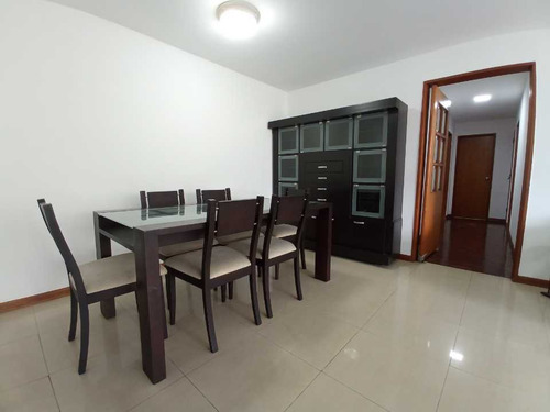 Imagen 10 de 27 de En Venta Apartamento Remodelado 144 M² 4h/3b/2 Pe Chuao