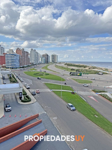 Imagen 5 de 30 de Primera Linea Playa Brava - Venta Dpto. 3 Dormitorios
