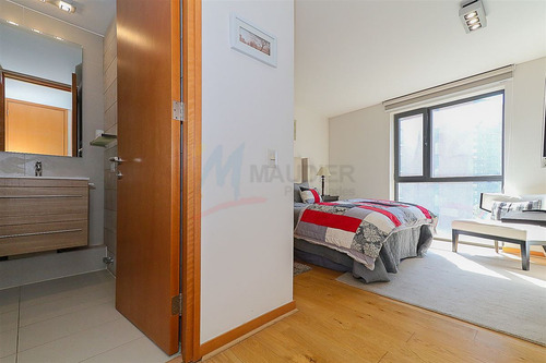 Departamento En Arriendo De 2 Dorm. En Las Condes
