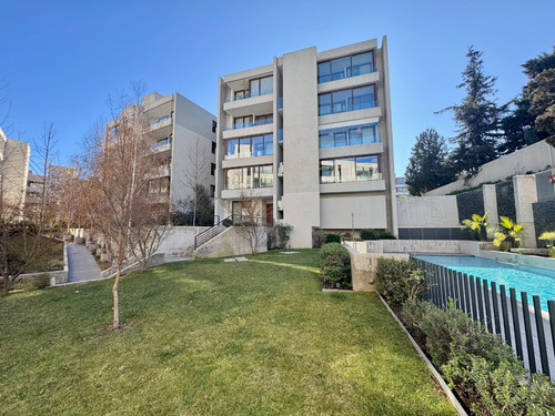 En Primer Piso, Con Jardín Y Vista A Verde Con Conectividad